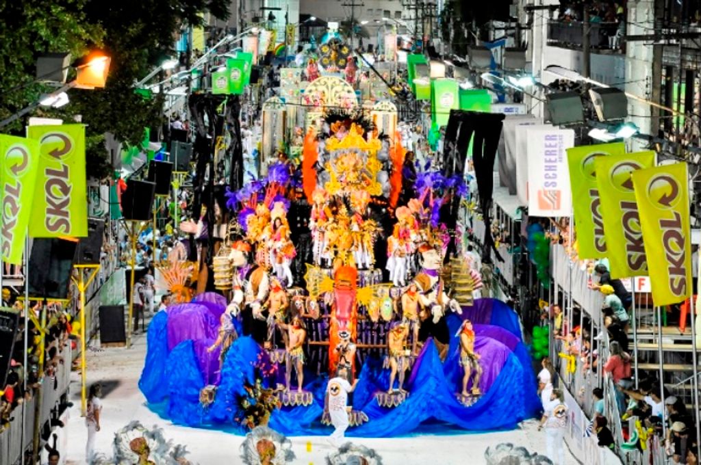 Record News transmitirá os Desfiles das Escolas de Samba para Santa Catarina