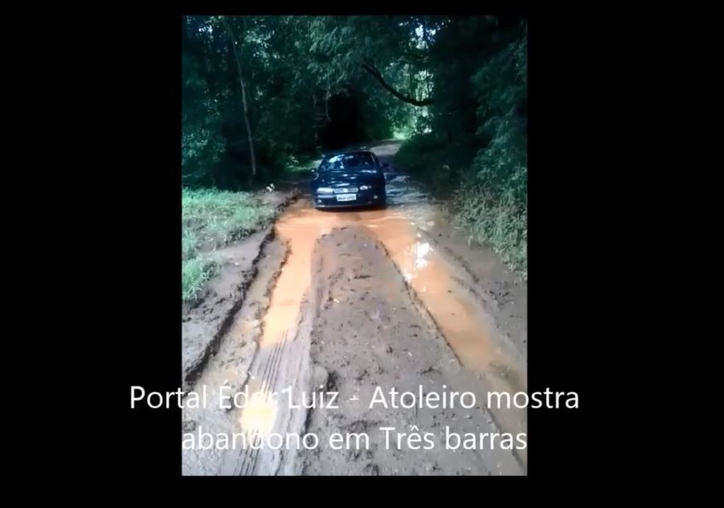 Vídeo mostra moradores revoltados com abandono de estrada no interior de Herval