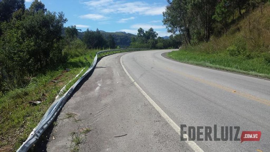 Portal Éder Luiz registra local da tragédia que matou 9 pessoas na BR-282