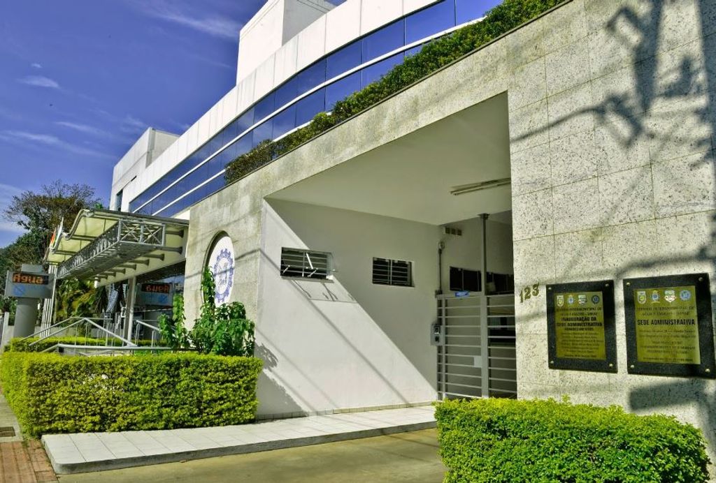 Simae abre concurso público para três cargos