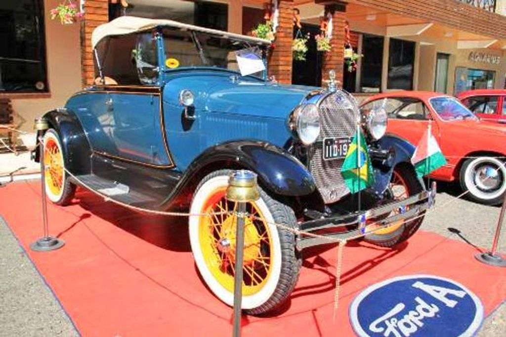 Raridade sobre rodas: Piratuba sedia neste final de semana a 7ª edição do Encontro de Veículos Antigos