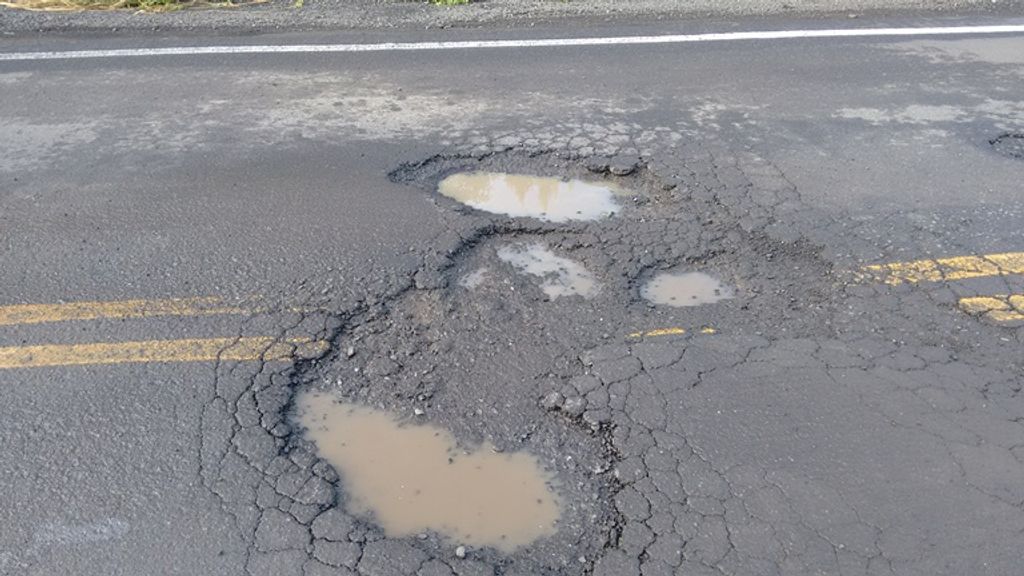 Rodovia recuperada no final do ano já está cheia de buracos