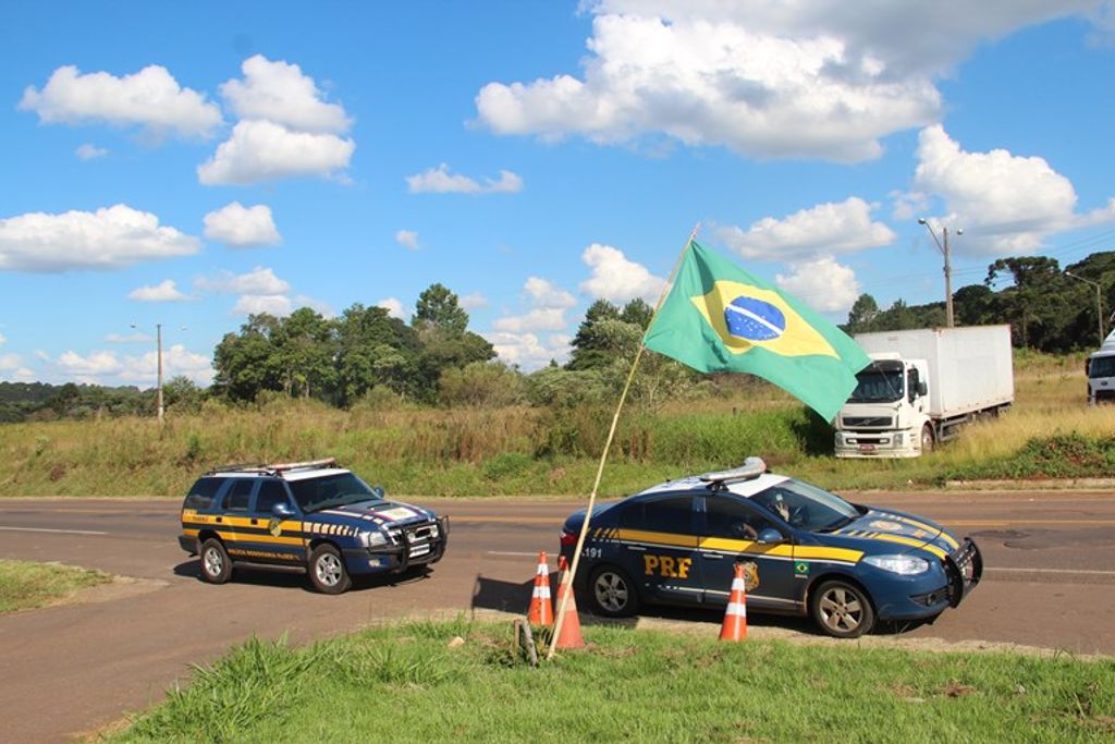 Inspetor da PRF faz balanço sobre final de semana movimentado nas rodovias da região