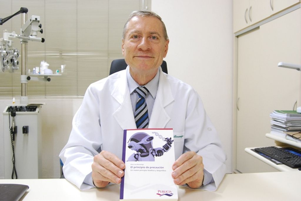 Professor do curso de Medicina recebe convite para publicar livro na Europa