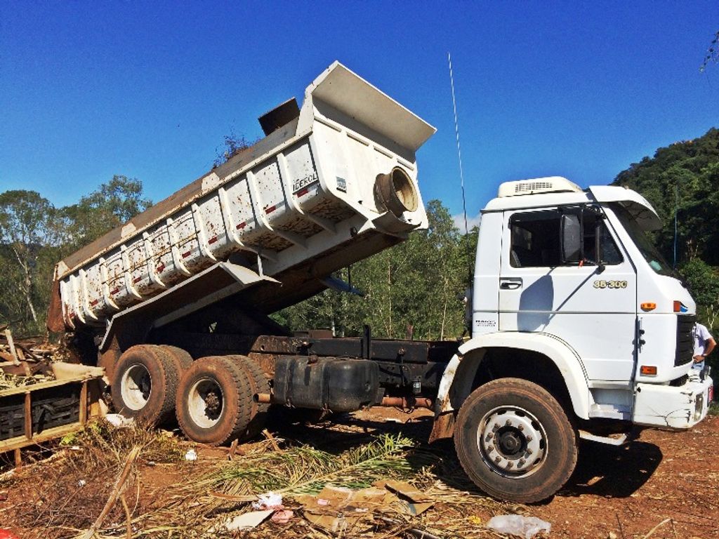 Bairro São Jorge promoveu Mutirão de Limpeza