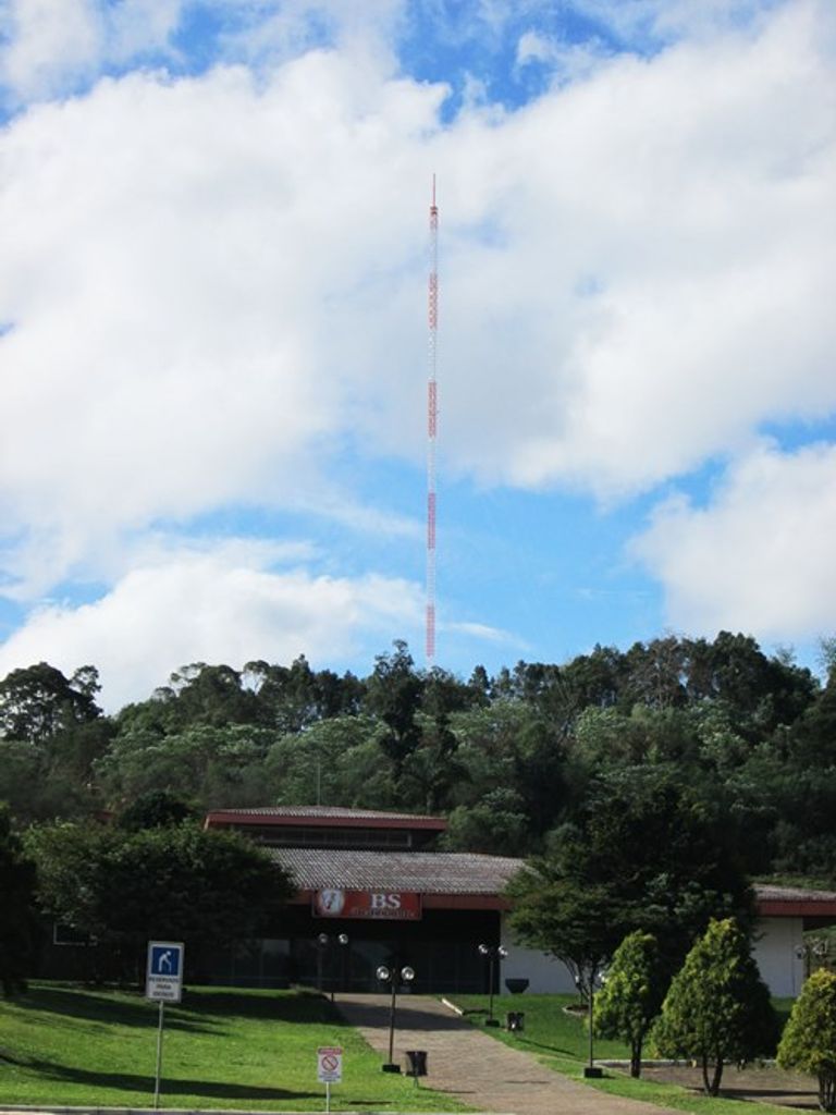 Rádio Unoesc FM realiza estudos técnicos para aumentar área de cobertura