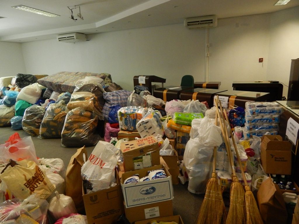 Doações para vítimas de tornado em Xanxerê podem ser feitas até sábado em Joaçaba