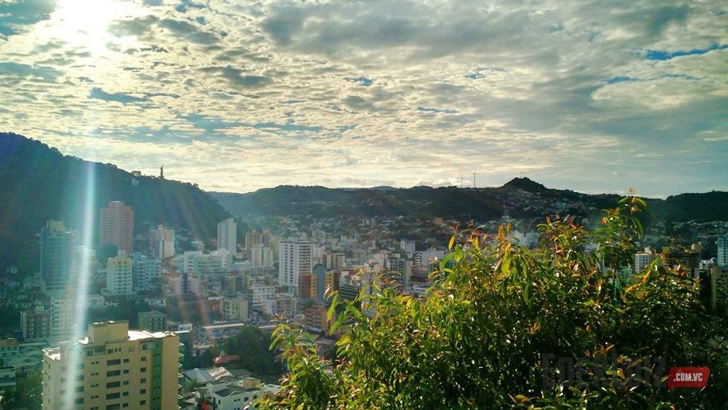 Feriadão com risco de temporal na região