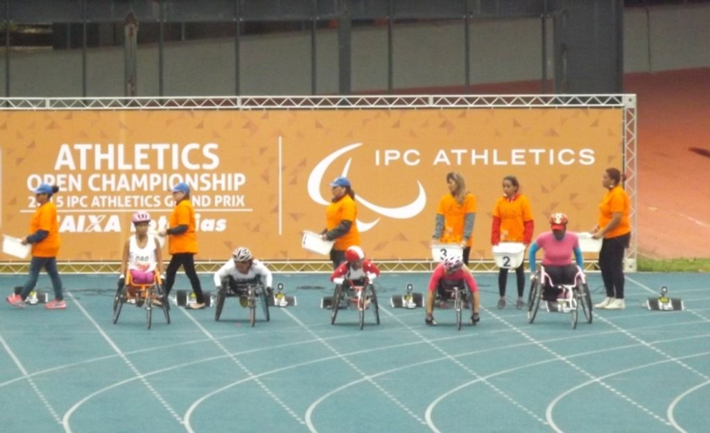 Paratleta Aline Rocha bate recorde brasileiro em competição disputada em São Paulo