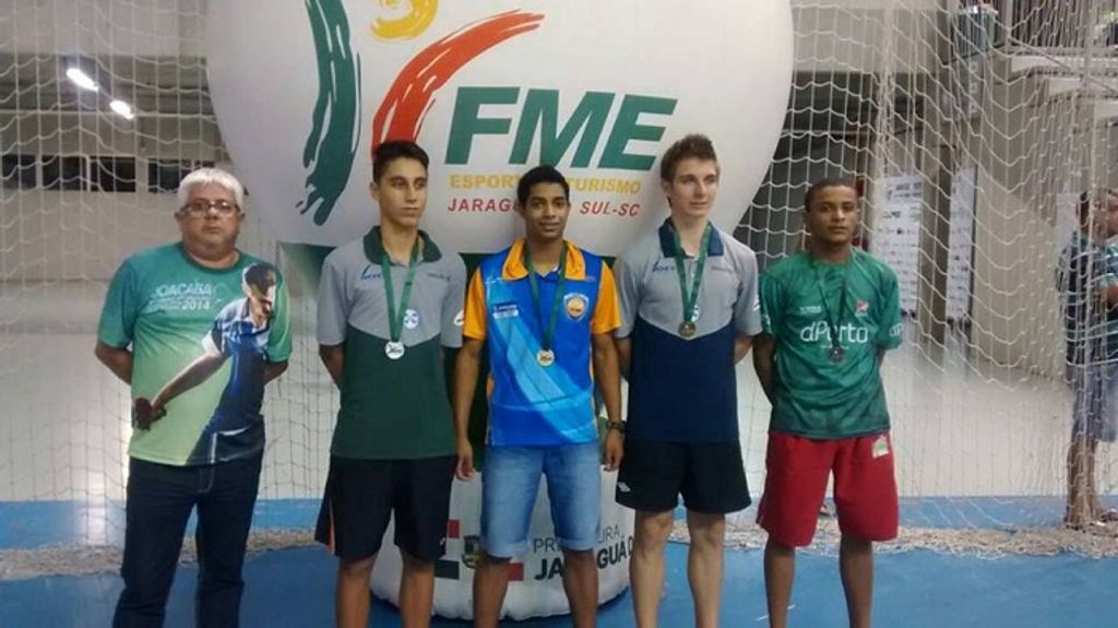 Mesatenistas de Joaçaba se preparam para competições de base da FESPORTE