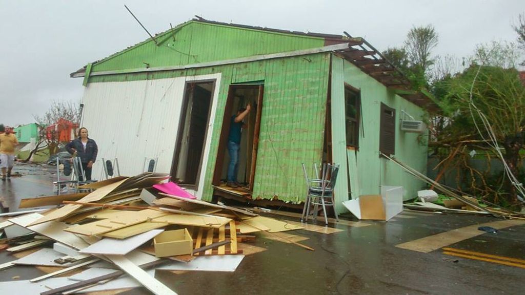 Temporal deixa rastro de destruição em Xanxerê e causa problemas em municípios da região