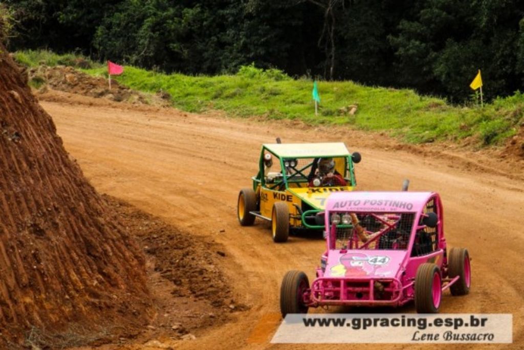 Domingo tem autocross em Lacerdópolis