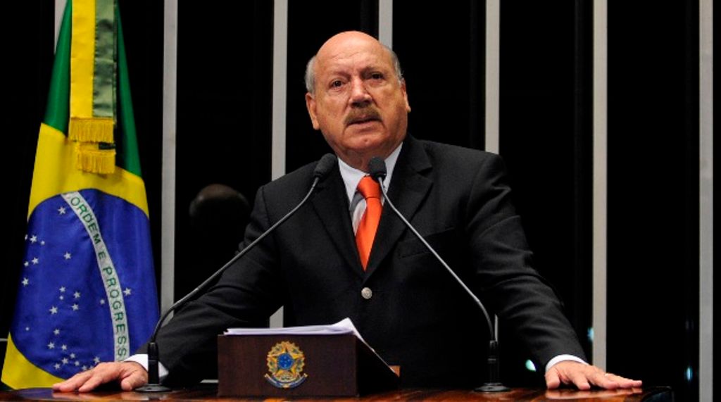 Joaçaba lamenta perda do senador Luiz Henrique da Silveira