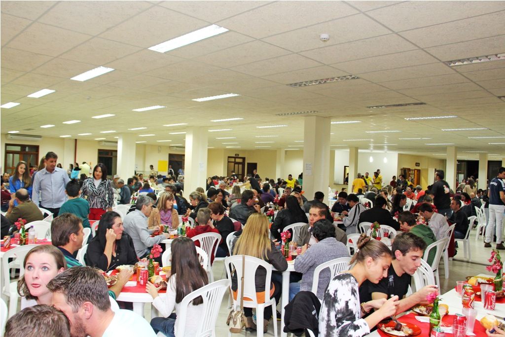 Costelão para ajudar atingidos pelo tornado arrecada mais de R$ 10 mil em Piratuba