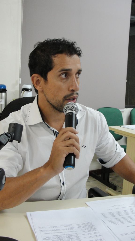 Projeto de Lei pede instituição de campanha contra abandono e maus tratos de animais