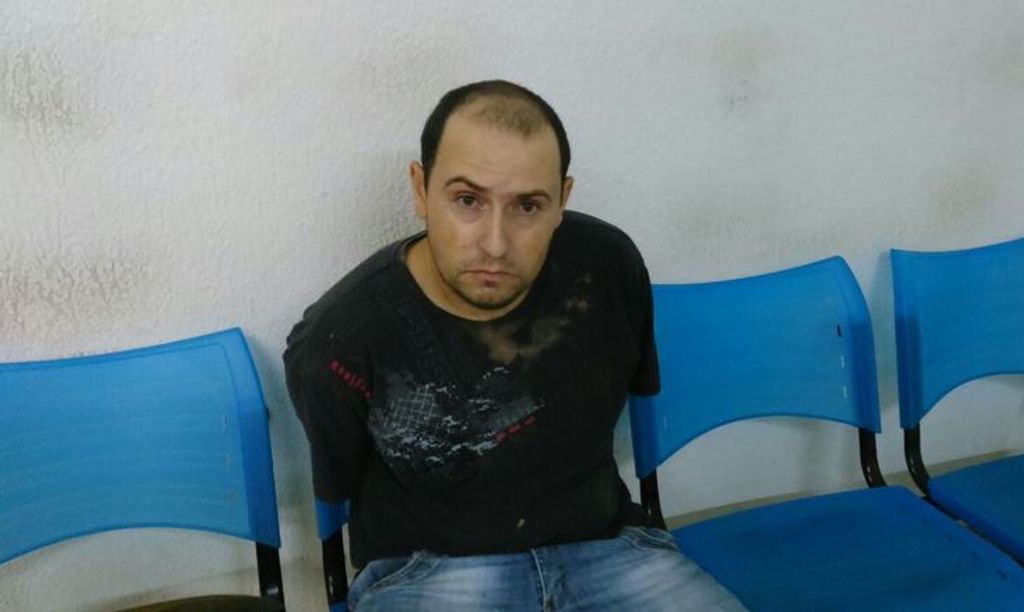 Filho mata pai com golpes de foice em Jaborá