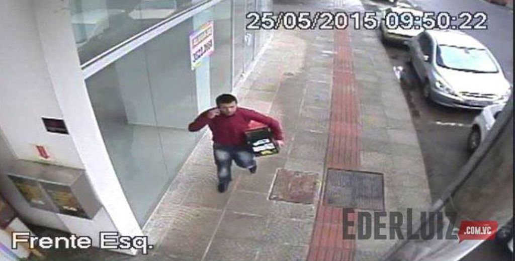 Ladrão age em plena luz do dia no Centro de Joaçaba