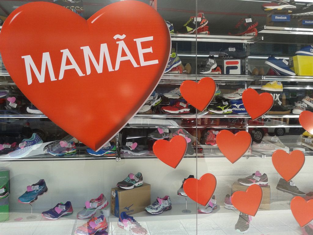 Consumidor deve gastar menos com presente para o Dia das Mães