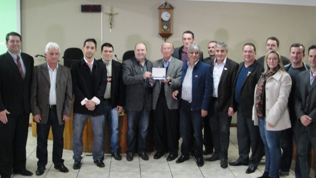 Sessão solene em Herval d’ Oeste homenageia empresa Andrade pelos 45 anos