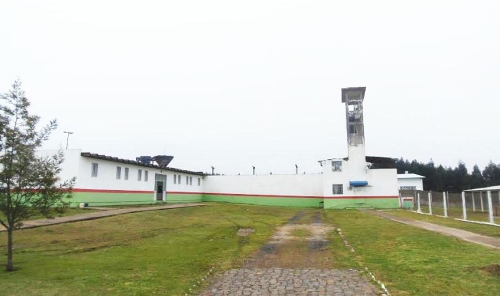 Lei de Execução Penal é aprofundada por acadêmicos de Direito durante visita técnica