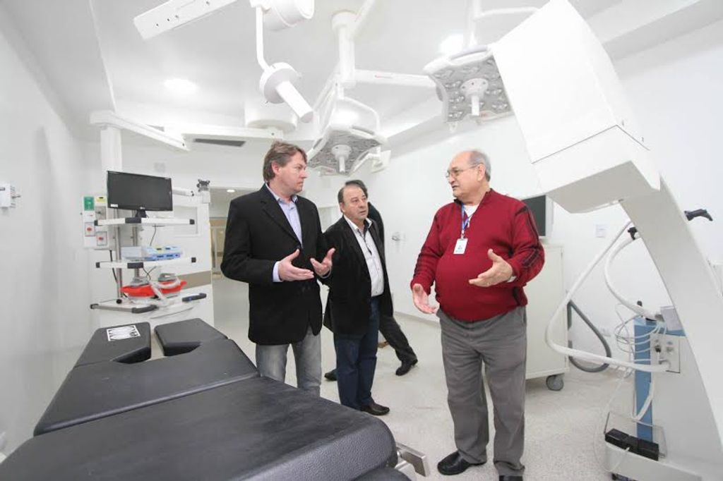 Prefeitura investe em novos equipamentos no HUST