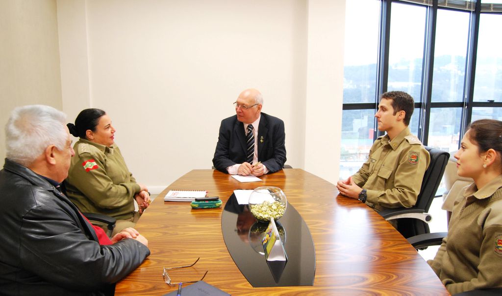Unoesc e 26º Batalhão de Polícia Militar assinam termo de cooperação