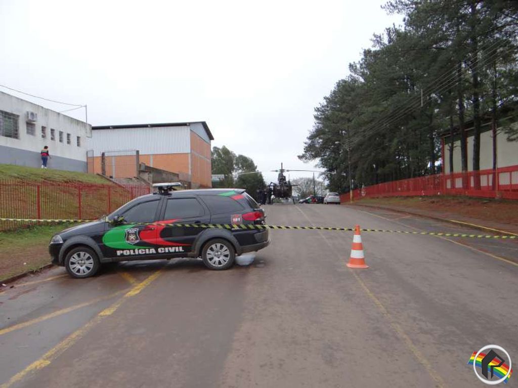 Secretários municipais e diretora de hospital do Oeste são presos por corrupção