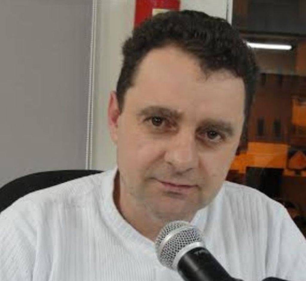 Vereador pede a fixação de placas com o DISQUE 100 em salas de aula
