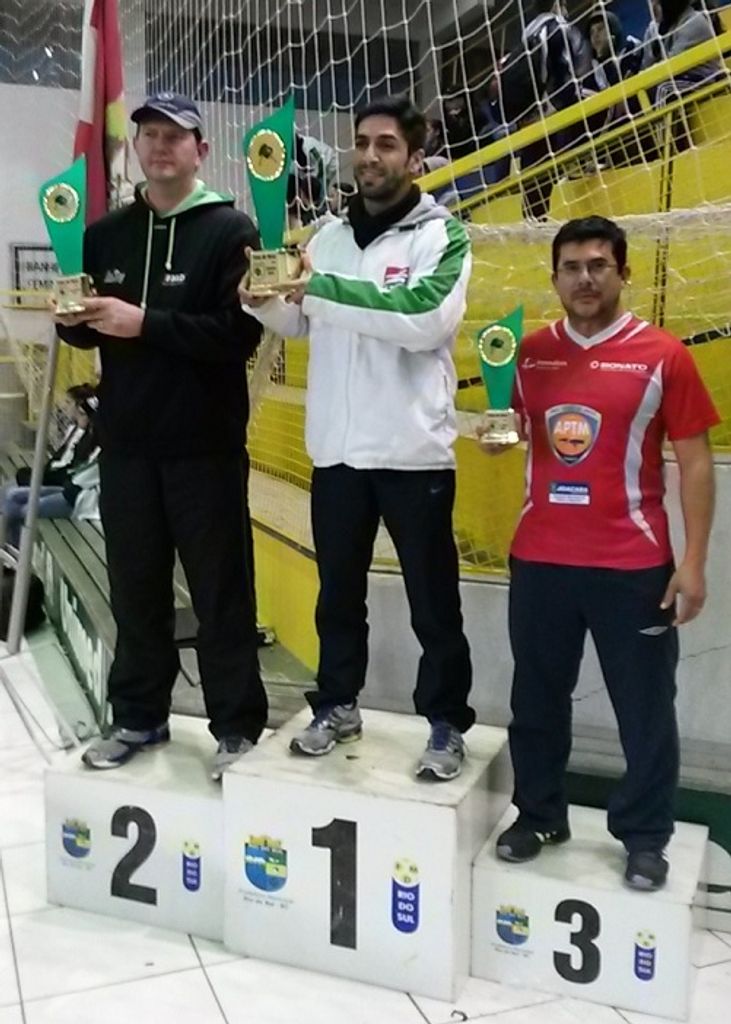 Atletas de Joaçaba lideram o ranking estadual de tênis de mesa