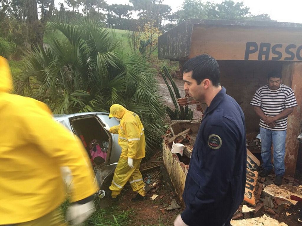 Acidente grave no Oeste deixa crianças feridas