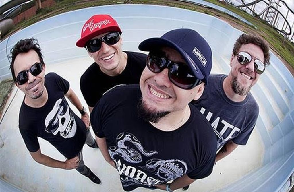 Banda Raimundos sobe ao palco do CarnaMotos no sábado dia 12 de setembro