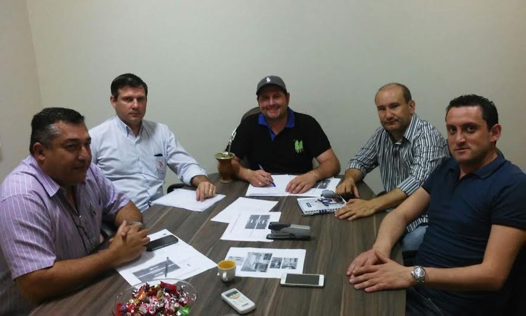 Herval e Joaçaba discutem melhorias no corredor para motos na ponte Emilio Baumgarten