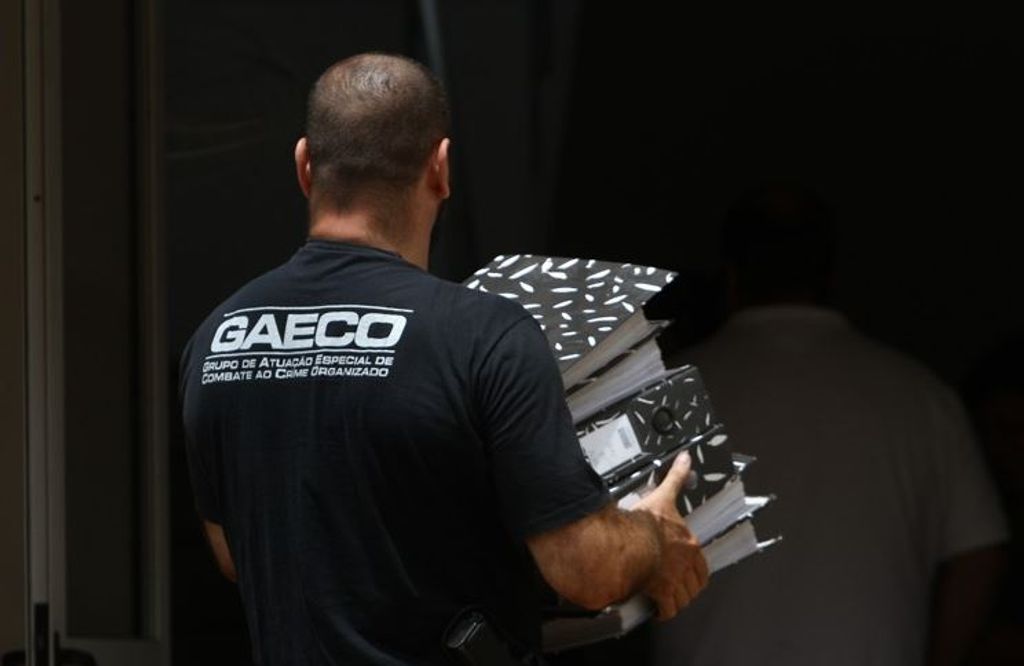 GAECO realiza operação em prefeituras da região