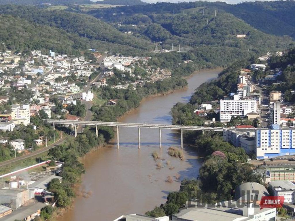 Justiça impede construção de prédio nas margens do Rio do Peixe em Joaçaba