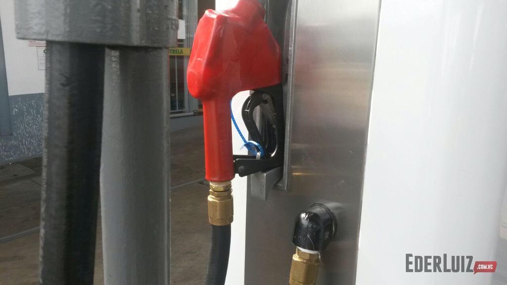 Laudos confirmam que gasolina de posto fiscalizado em operação não estava adulterada