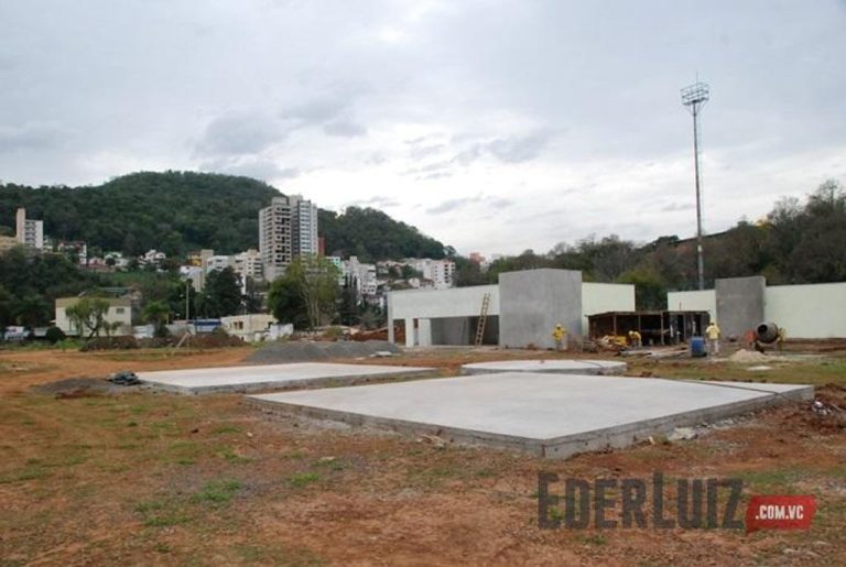 Prefeitura tem negado regime de urgência para contrair empréstimo a ser usado nas obras do parque