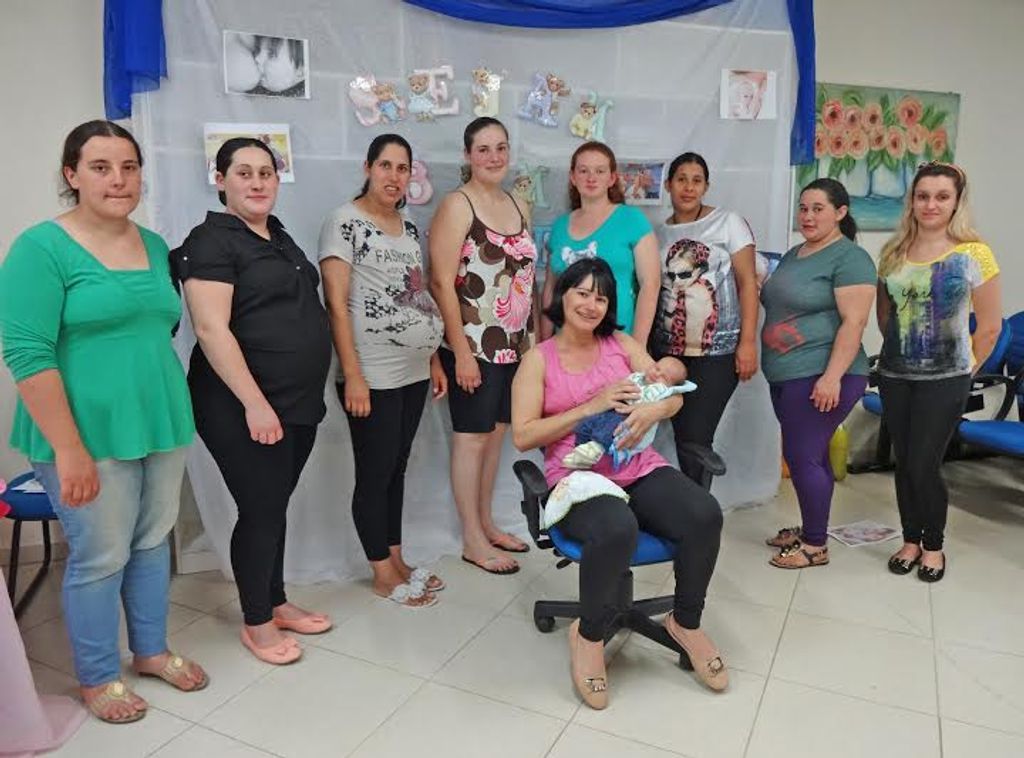 Gestantes e mães de Piratuba recebem orientação sobre a amamentação