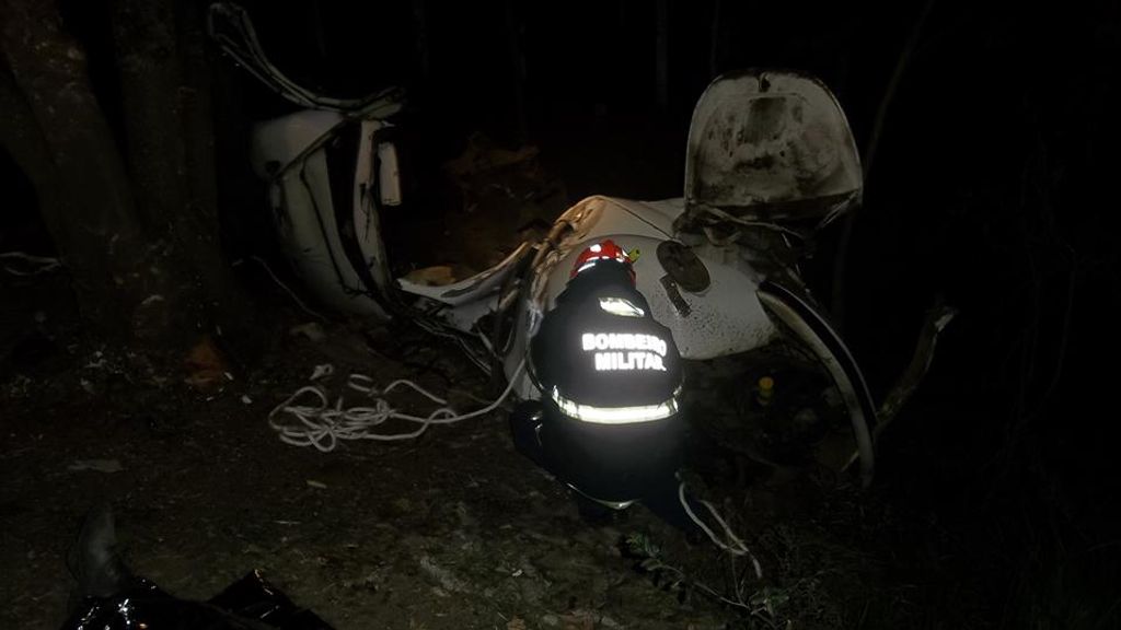 Fusca se parte ao meio e dois morrem em acidente na SC-150