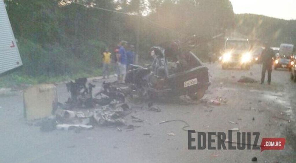 Carro é destruído e motorista morre em acidente na SC-355