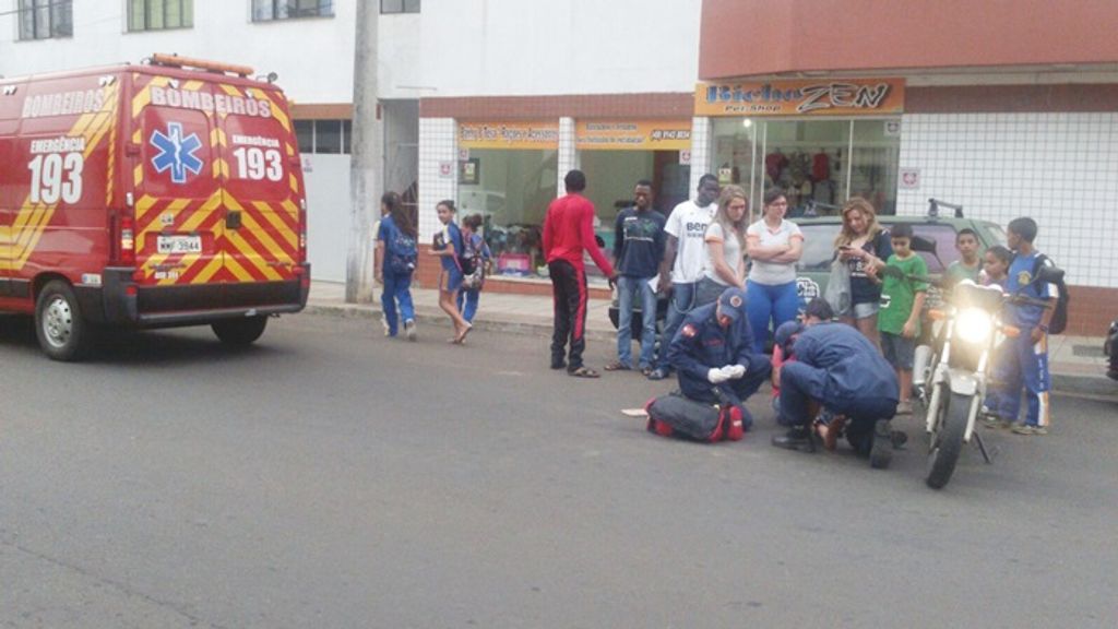 Acidente em Herval envolve motocicleta e caminhonete