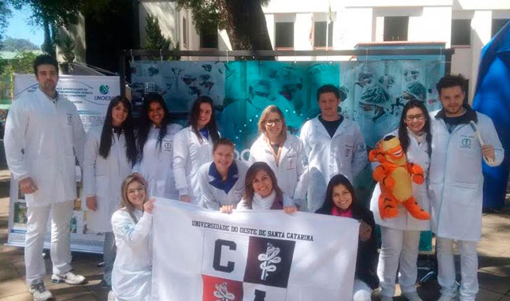 Curso de Odontologia promove atividades relacionadas à saúde bucal