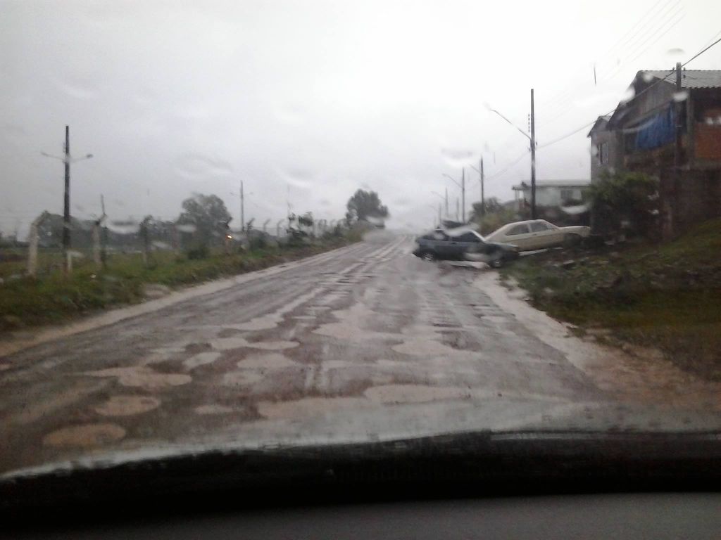 Descaso com rua que liga aeroporto ao bairro Armindo de Medeiros Haro revolta moradores