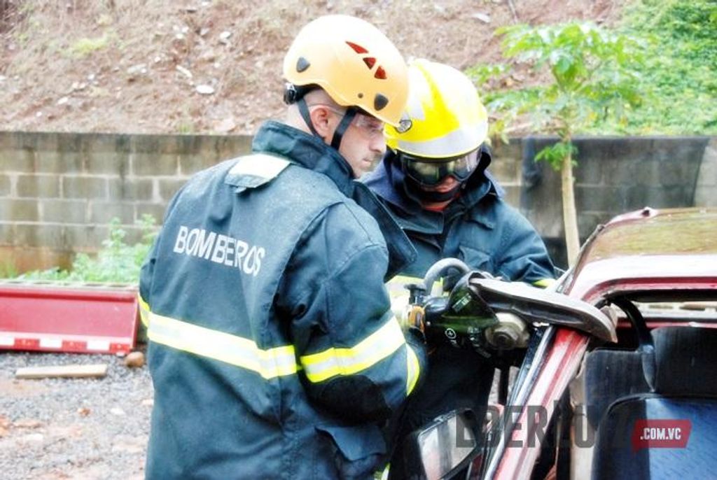Bombeiros catarinenses e gaúchos participam de treinamento em Joaçaba