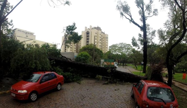 Calamidade no RS – Temporal leva o caos ao Estado e deixa mortos