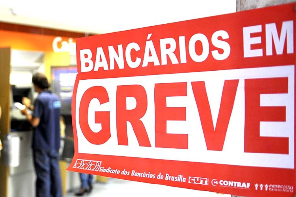 Bancários decidem voltar as atividades e encerram greve