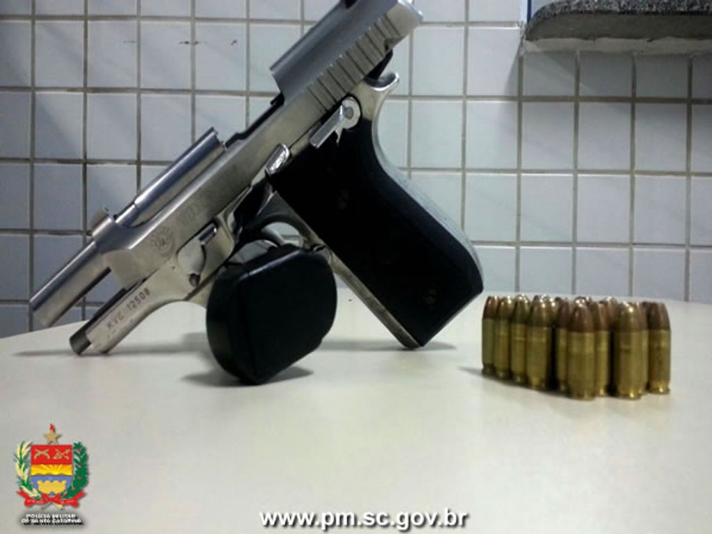 Jovem é preso após fazer ameaças com arma de fogo em Lebon Régis