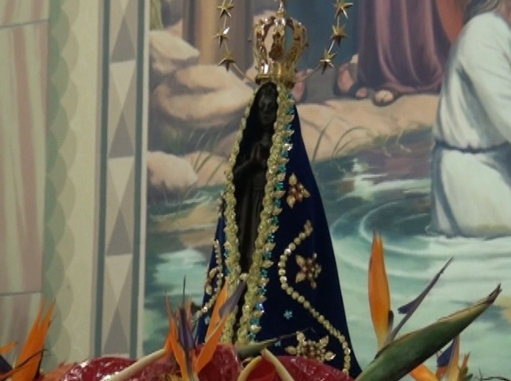 Romaria ao Santuário de Nossa Senhora Aparecida reúne mais de 50 mil pessoas em Campos Novos