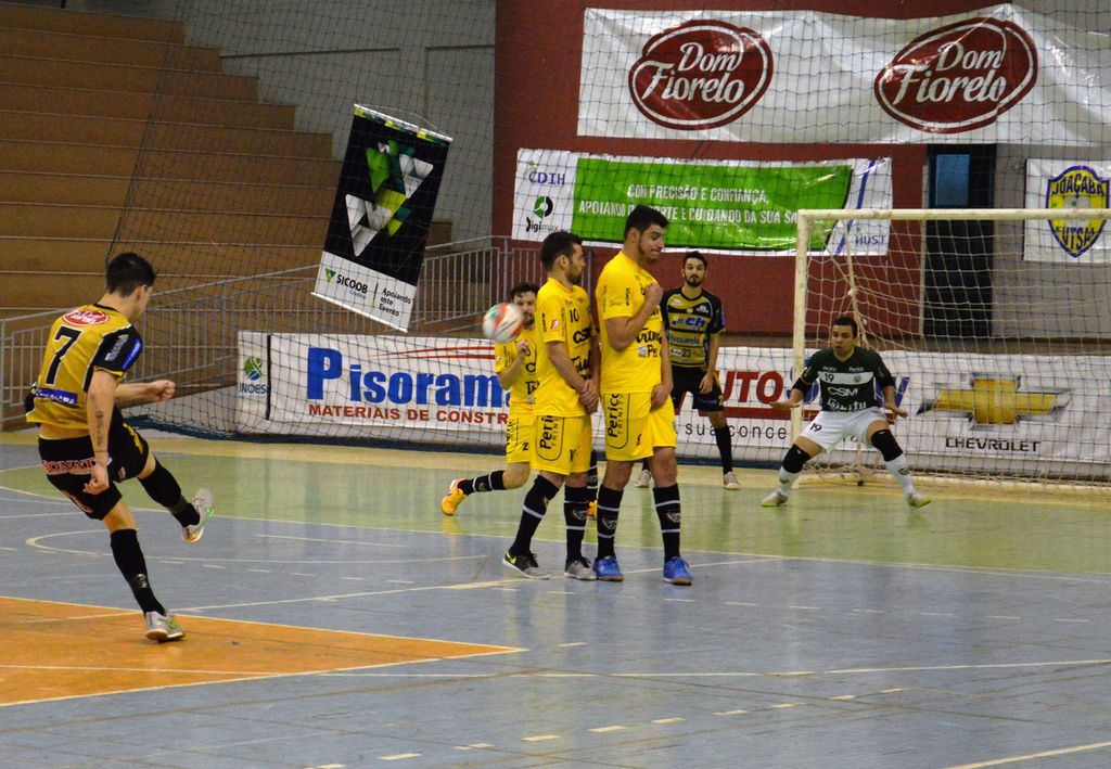 Joaçaba Futsal vence o líder do estadual e adversário na fase mata-mata da competição
