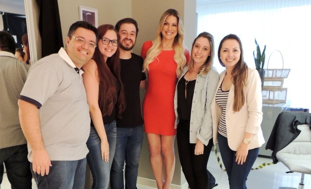 Fullgaz assina nova campanha institucional da Sulita com Renata Fan