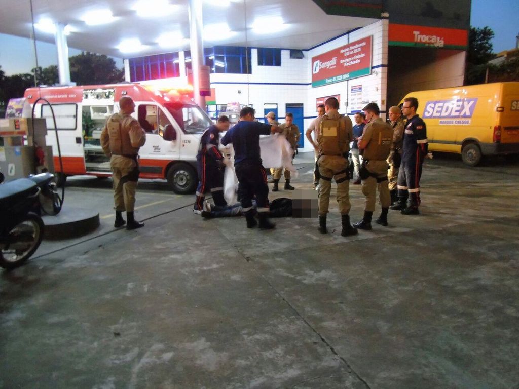 Policial a paisana mata dois assaltantes em Chapecó